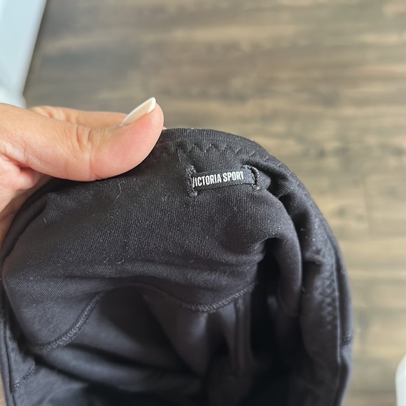Victoria Sport Leggings - Picture 2 of 6